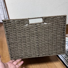 収納かご編みかご（大）の画像