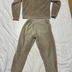 モコモコ　フリース素材　パジャマ　メンズの画像
