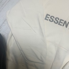 essentialsの画像