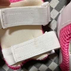 子供　膝当て膝当て4点セット　キッズプロテクター　自転車　ストライダーの画像