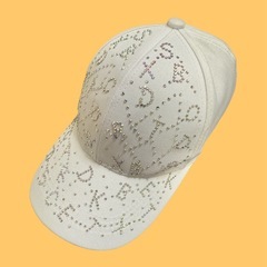 キラキラ白帽子の画像