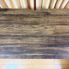 パソコンテーブルの画像