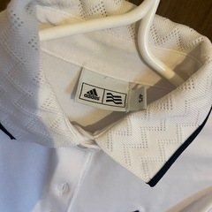 adidas Tシャツの画像