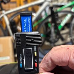  ファルケン アゼニス 225/45/18   2本の画像