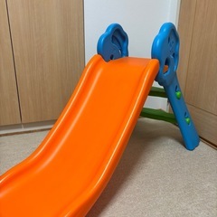 トイザラス　
折りたたみ滑り台の画像