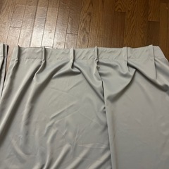カーテンの画像