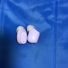 DG036-02 完全ワイヤレスイヤホン パープル Bluetooth 充電ケース付き🎧の画像