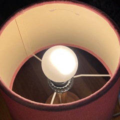 【イシグロ】ピンクのベロア生地　テーブルランプ　電気スタンド　💡の画像