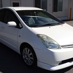 トヨタ プリウス 1.5 Gツーリングセレクション・プレミアムの画像