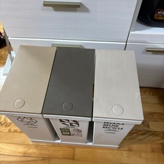 ゴミ箱　３セットの画像