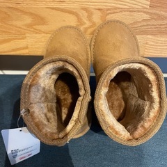 未使用品19センチムートンブーツの画像