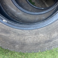 キャンター、エルフ等2tトラック・ダンプ等 205/70-16　12PR　スタッドレスタイヤ6本 　の画像