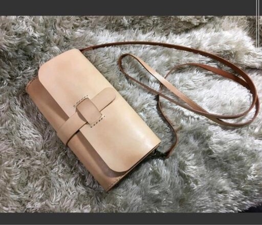 ショルダーバッグmini ヌメナチュラル