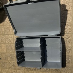 【釣具】タックルボックスとケースの画像