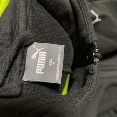PUMA ジャンパーの画像