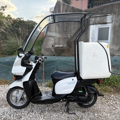 YAMAHA ギア　UA08J 令和元年モデル　FI車　実働　屋根付き　自賠責保険付きの画像