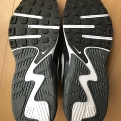 NIKE ナイキ　スニーカーの画像