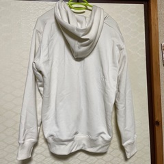 パーカーの画像