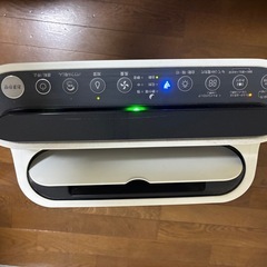 空気清浄機（加湿機能付き）の画像