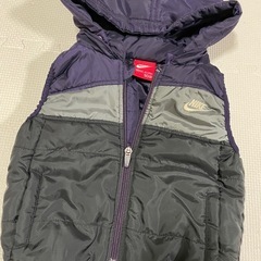 NIKEベストの画像