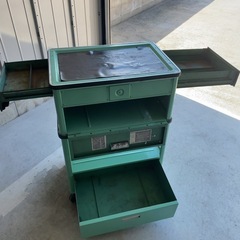 【お引き取り決定】ツールカートの画像