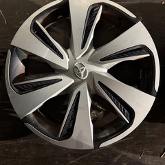 トヨタ　15インチ　ホイールキャップの画像