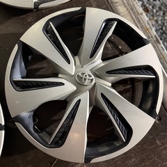 トヨタ　15インチ　ホイールキャップの画像