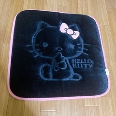 キティ　座席シートの画像