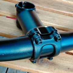  加古川　ソトのマ　ライザーバーハンドル　ステム　アルミ製　中古品　美品　黒色の画像