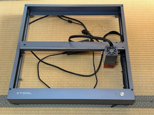 XTOOL レーザー彫刻機 10w 本体　カバー付き