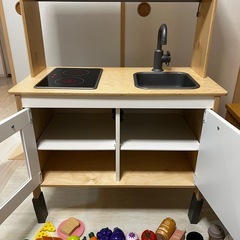 IKEA おままごとキッチン　DUKTIG ドゥクティグ　
おもちゃ　まとめ売り　の画像