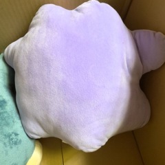 ポケモンぬいぐるみ　メタモンとカビゴンの画像