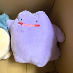 ポケモンぬいぐるみ　メタモンとカビゴンの画像