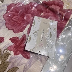 🌸新品・未使用の浴衣セット（和モダン × 華やか柄）の画像