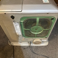 石油ファンヒーターの画像