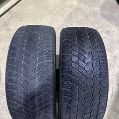 245/45/20 スタッドレスタイヤセットの画像