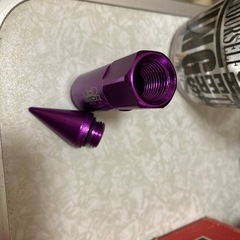 スパイクナットの画像