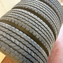 195/80/15LT冬ヨコハマの画像