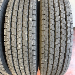 195/80/15LT冬ヨコハマの画像