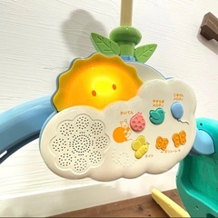 くまのプーさん えらべる回転 6WAYジムにへんしんメリーの画像