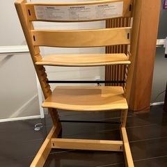 ストッケ　トリップトラップ＆テーブルの画像