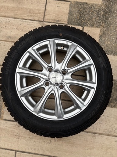 スタッドレスタイヤ ホイール付