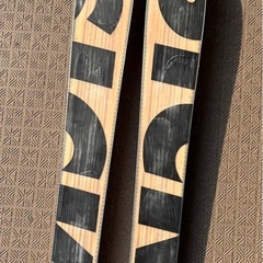 Line Sick Day Tourist フリースキーの画像