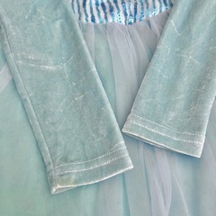 FROZENアナと雪の女王風ワンピース　エルサドレス　中古！サイズ130cmの画像