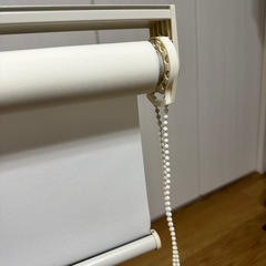 ロールスクリーン 幅90cm×丈約200cm 中古の画像