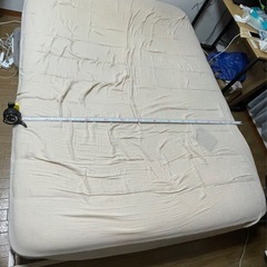 ニトリベットフレーム、マットレスの画像