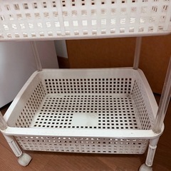 キャスター付き収納ラックの画像