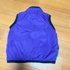 80サイズ 新品未使用 ベストの画像