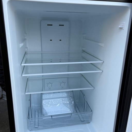 ほぼ新品 REFAGE 2024年製 冷蔵庫 YRZ-F15MK 159L ヤマダオリジナル 冷蔵庫 159L 右開き 2ドア 幅48.6cm 一人暮し向け