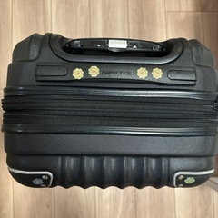 スーツケース キャリーケースの画像